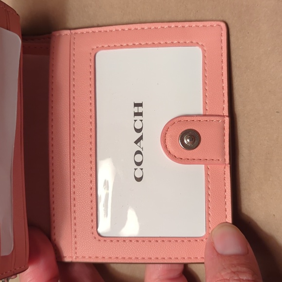 Daisy coach wallet - Picture 4 of 5